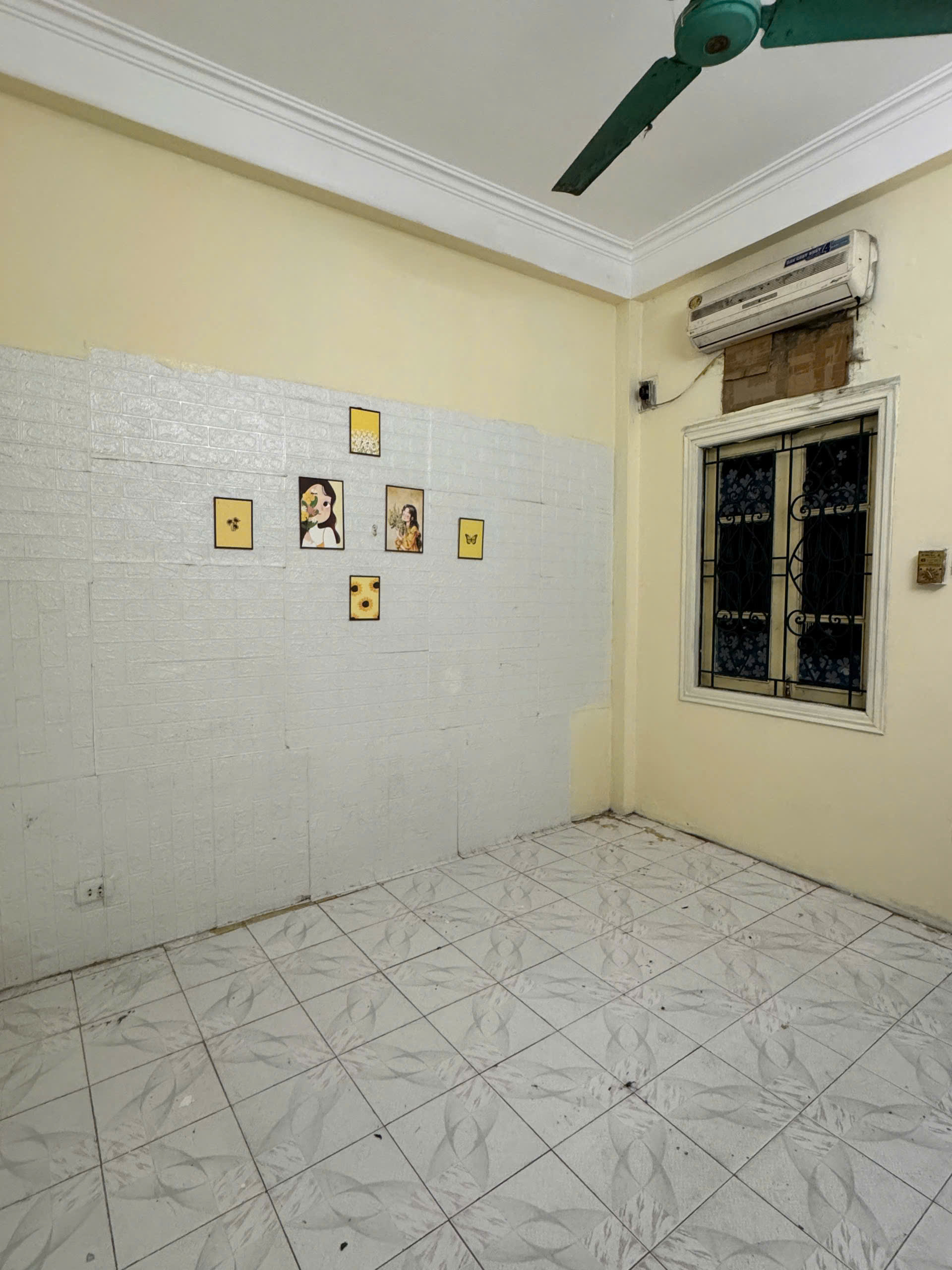 Cho thuê nhà ngõ 11 Thịnh Quang, 3 tầng x 22m2, 2 ngủ, 7 triệu - Ảnh 2